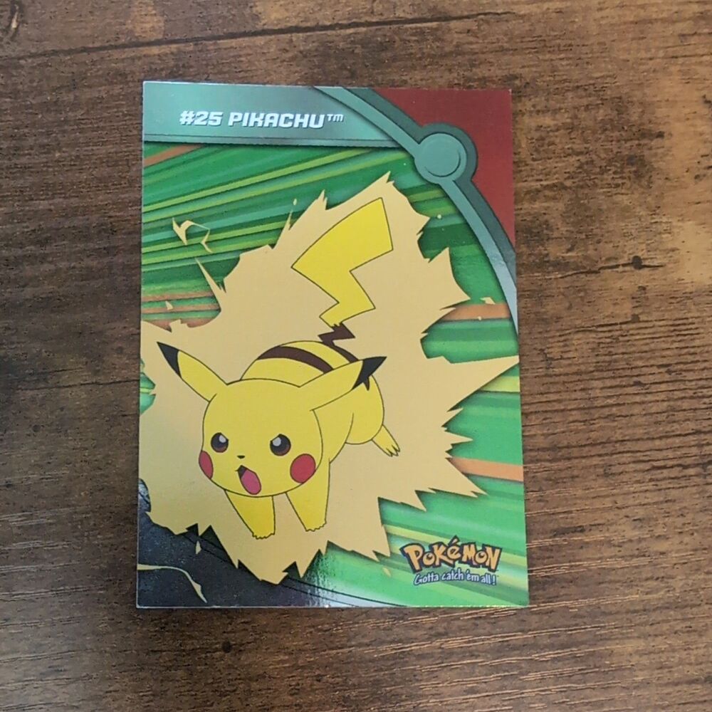 Topps Pokémon Heroes & Villains Pikachu #25 Holographic Card